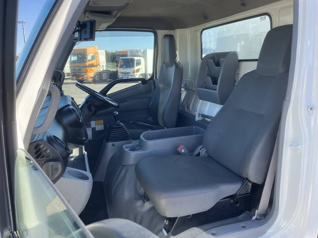 日野デュトロパッカー車（塵芥車）小型（2t・3t）[写真31]