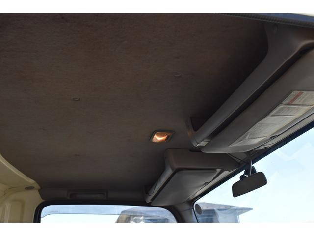 いすゞエルフクレーン4段小型（2t・3t）[写真18]