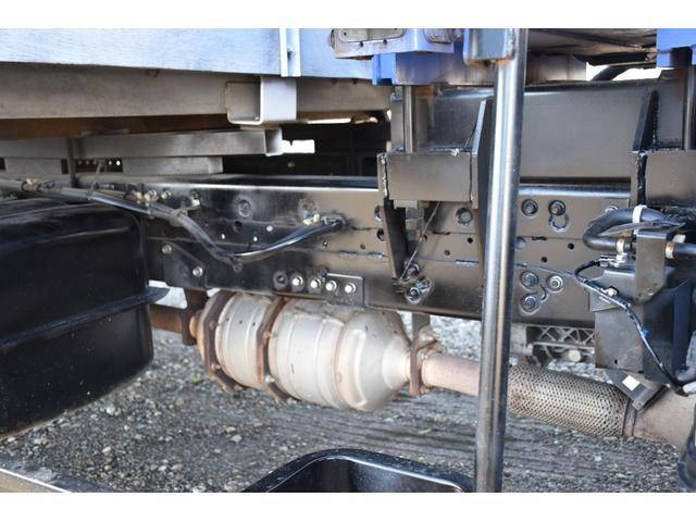 いすゞエルフクレーン4段小型（2t・3t）[写真19]