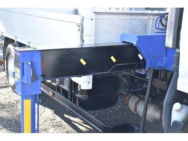 いすゞエルフクレーン4段小型（2t・3t）[写真28]