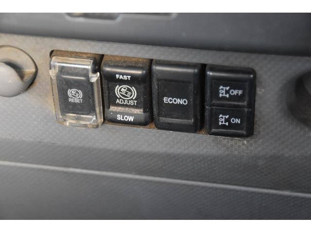 いすゞエルフクレーン4段小型（2t・3t）[写真38]