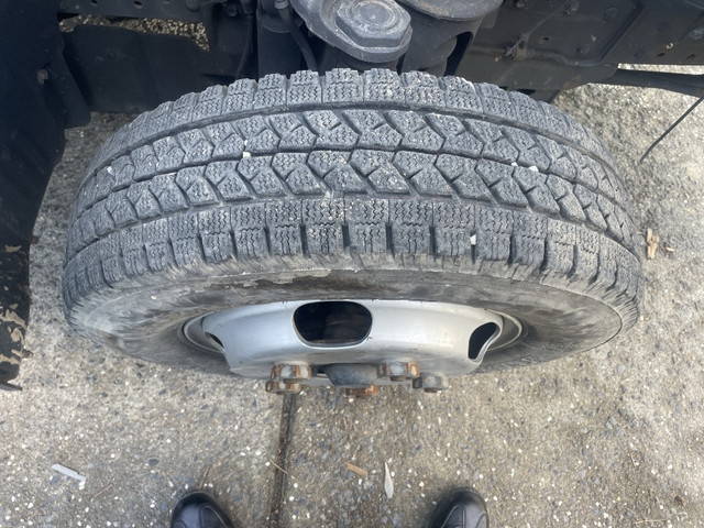 いすゞエルフ平ボディ小型（2t・3t）[写真10]