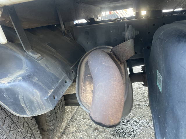 いすゞエルフ平ボディ小型（2t・3t）[写真14]