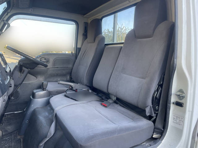 いすゞエルフ平ボディ小型（2t・3t）[写真27]