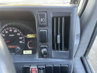 いすゞエルフ平ボディ小型（2t・3t）[写真32]