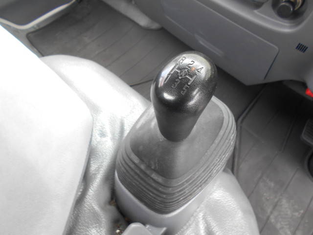 いすゞエルフ平ボディ小型（2t・3t）[写真31]