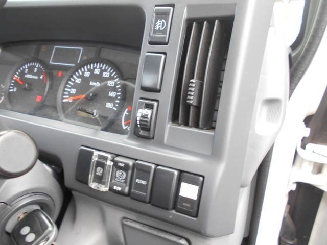 いすゞエルフ平ボディ小型（2t・3t）[写真35]