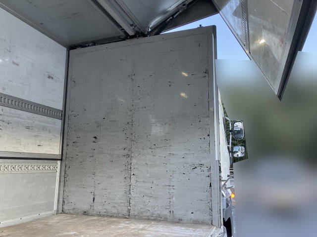 日野プロフィアパネルウイング大型（10t）[写真11]