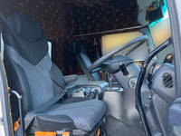 日野プロフィアパネルウイング大型（10t）[写真27]