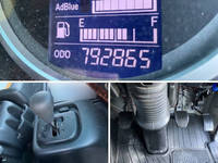 日野プロフィアパネルウイング大型（10t）[写真32]