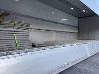 日野プロフィアパネルウイング大型（10t）[写真09]