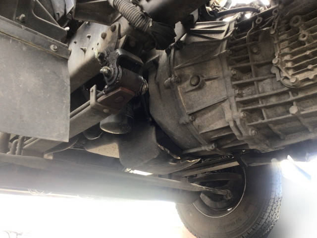 いすゞフォワードアルミウイング中型（4t）[写真13]