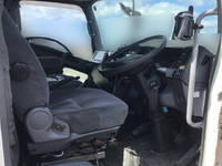 いすゞフォワードアルミウイング中型（4t）[写真21]