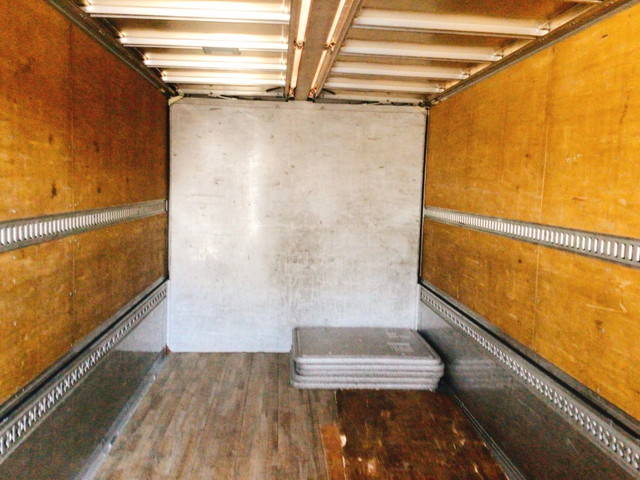 いすゞフォワードアルミウイング中型（4t）[写真08]