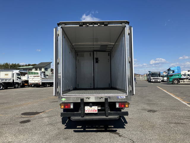 いすゞエルフ冷凍車（冷蔵車）小型（2t・3t）[写真11]