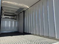 いすゞエルフ冷凍車（冷蔵車）小型（2t・3t）[写真14]