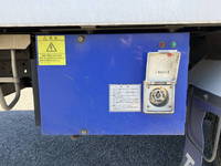 いすゞエルフ冷凍車（冷蔵車）小型（2t・3t）[写真22]