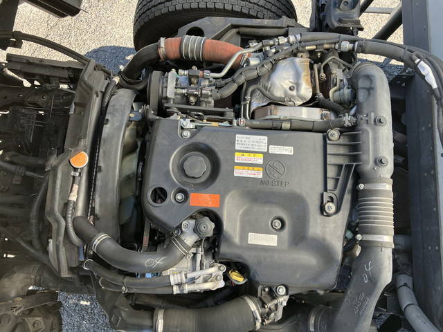 いすゞエルフ冷凍車（冷蔵車）小型（2t・3t）[写真24]