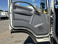 いすゞエルフ冷凍車（冷蔵車）小型（2t・3t）[写真26]