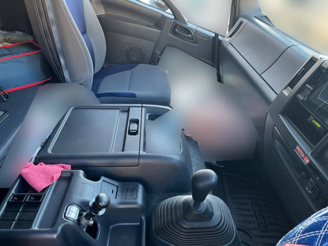 いすゞその他の車種セルフクレーン4段増トン（6t・8t）[写真32]