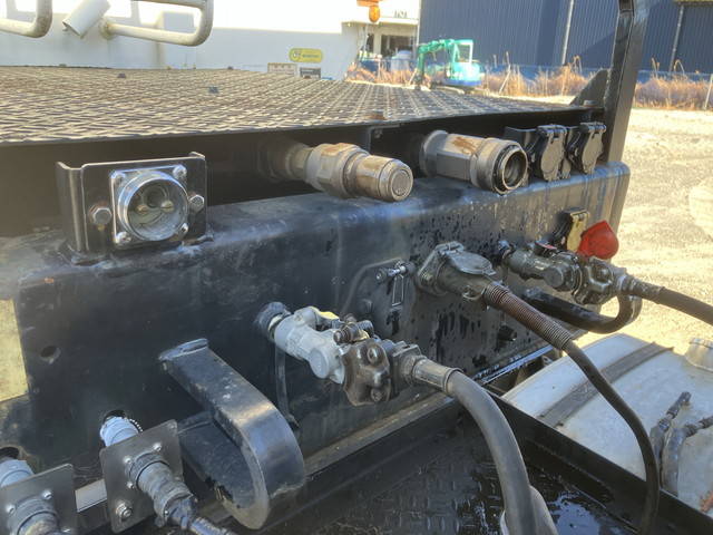 三菱ふそうスーパーグレートトレーラーヘッド（トラクターヘッド）大型（10t）[写真14]