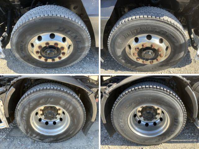 三菱ふそうスーパーグレートトレーラーヘッド（トラクターヘッド）大型（10t）[写真17]