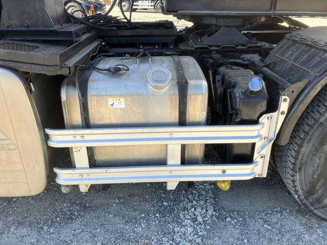 三菱ふそうスーパーグレートトレーラーヘッド（トラクターヘッド）大型（10t）[写真19]