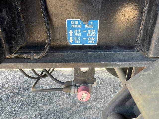 三菱ふそうスーパーグレートトレーラーヘッド（トラクターヘッド）大型（10t）[写真25]