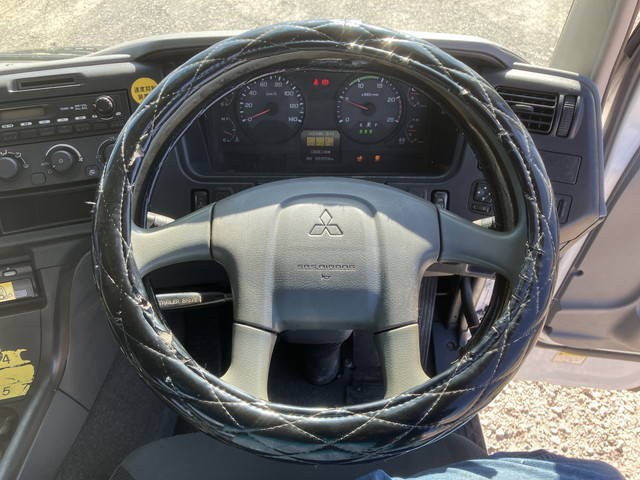 三菱ふそうスーパーグレートトレーラーヘッド（トラクターヘッド）大型（10t）[写真35]