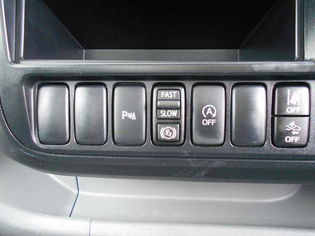 日野デュトロ平ボディ小型（2t・3t）[写真28]