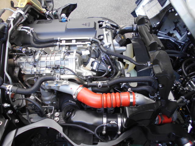 三菱ふそうキャンター平ボディ小型（2t・3t）[写真15]