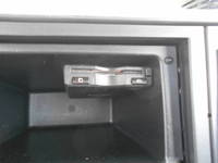 三菱ふそうキャンター平ボディ小型（2t・3t）[写真30]