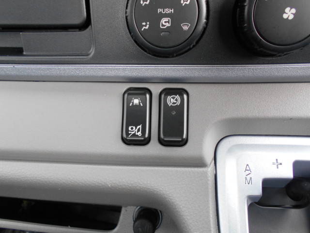 三菱ふそうキャンター平ボディ小型（2t・3t）[写真31]