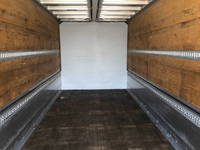 いすゞフォワードアルミウイング中型（4t）[写真11]