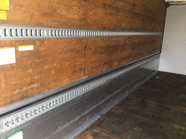 いすゞフォワードアルミウイング中型（4t）[写真12]