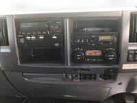 いすゞフォワードアルミウイング中型（4t）[写真37]