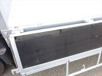 日野デュトロ平ボディ小型（2t・3t）[写真17]