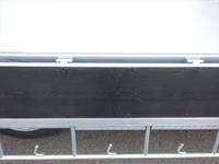 日野デュトロ平ボディ小型（2t・3t）[写真18]