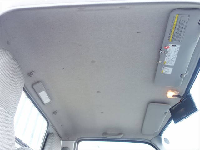 日野デュトロ平ボディ小型（2t・3t）[写真22]