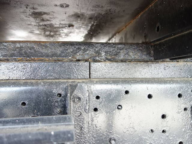 日野デュトロ平ボディ小型（2t・3t）[写真05]