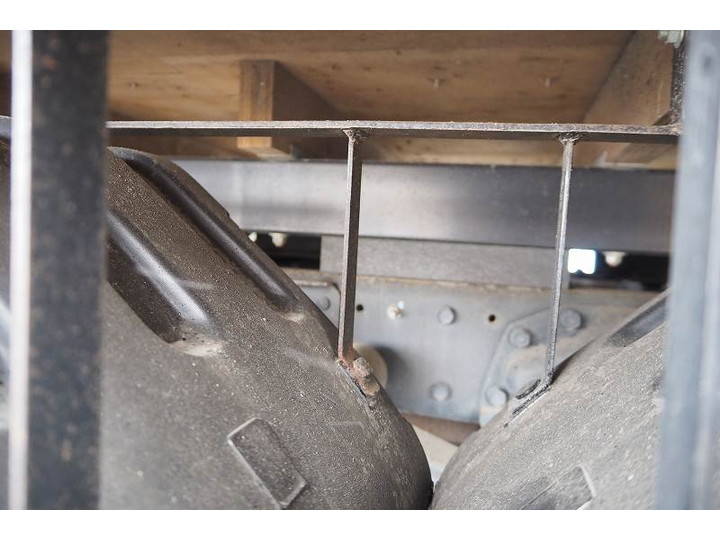 三菱ふそうキャンターアルミブロック小型（2t・3t）[写真18]