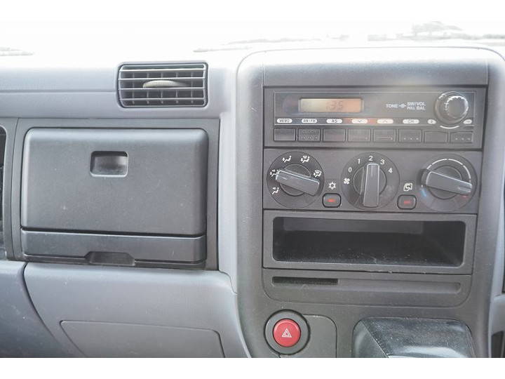 三菱ふそうキャンターアルミブロック小型（2t・3t）[写真37]