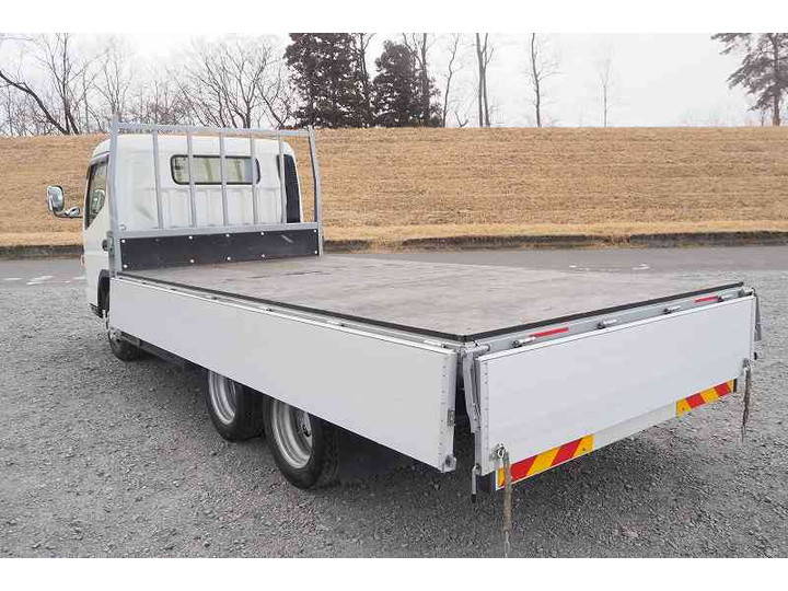 三菱ふそうキャンターアルミブロック小型（2t・3t）[写真09]