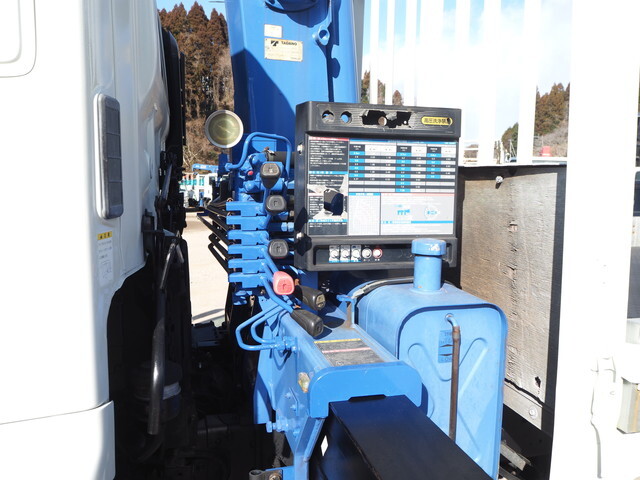 日野レンジャークレーン4段増トン（6t・8t）[写真17]