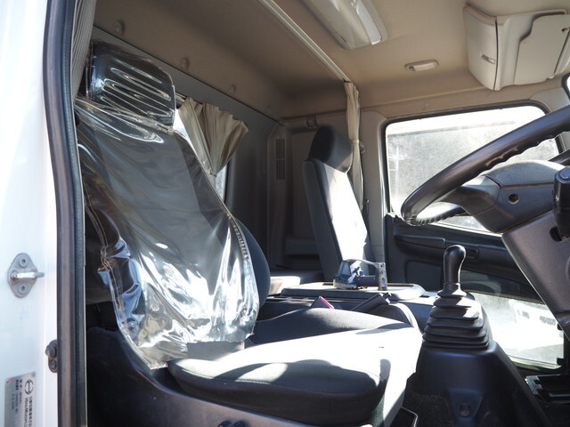 日野レンジャークレーン4段増トン（6t・8t）[写真35]