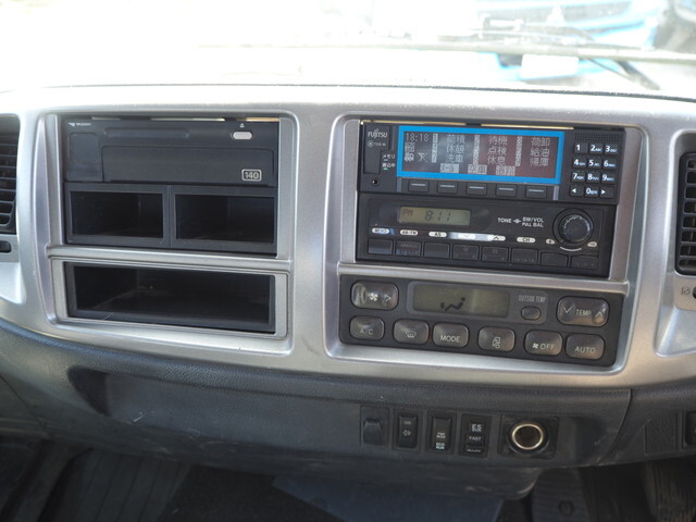 日野レンジャークレーン4段増トン（6t・8t）[写真39]