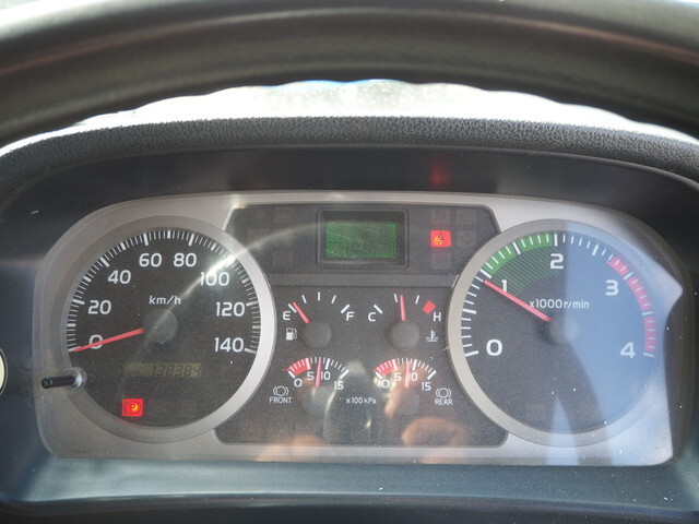 日野レンジャークレーン4段増トン（6t・8t）[写真40]