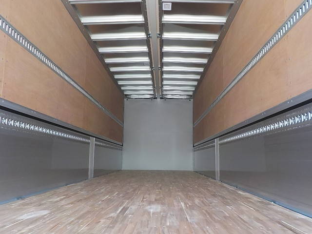 三菱ふそうスーパーグレートアルミウイング大型（10t）[写真24]