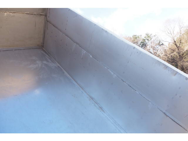 いすゞエルフ深ダンプ（土砂禁ダンプ）小型（2t・3t）[写真13]