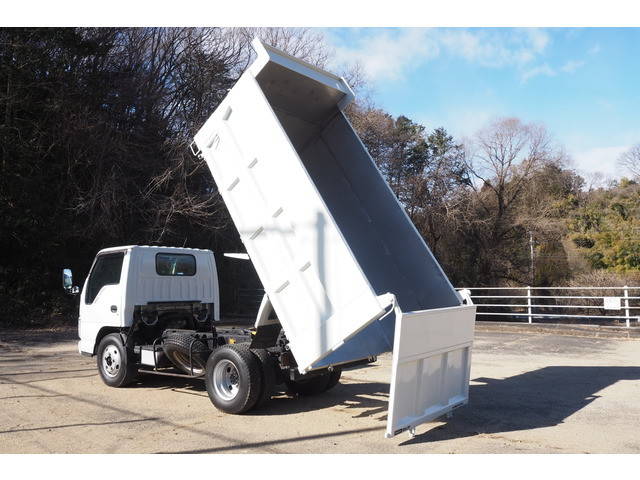 いすゞエルフ深ダンプ（土砂禁ダンプ）小型（2t・3t）[写真02]